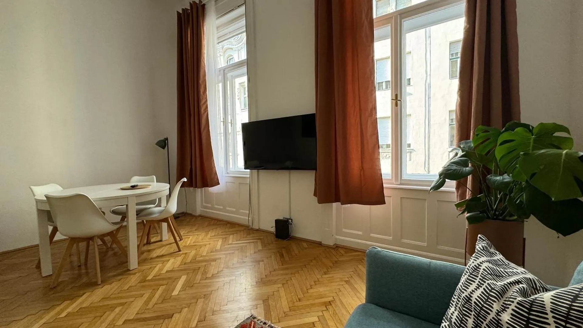 Studio V Budapest
